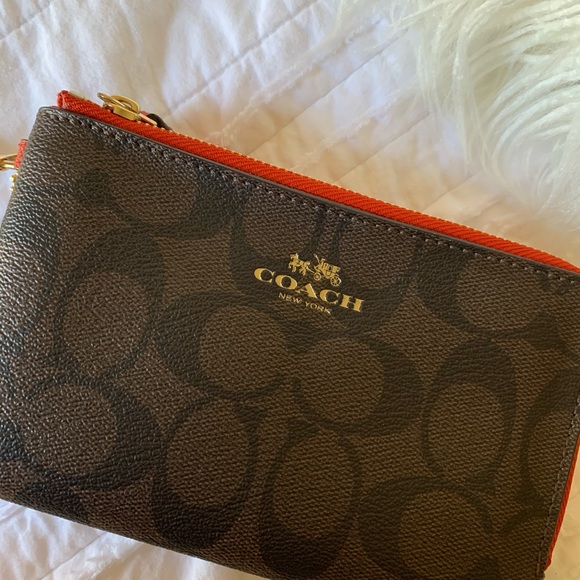 Coach double corner zip wristlet brown/ red - Picture 6 of 6